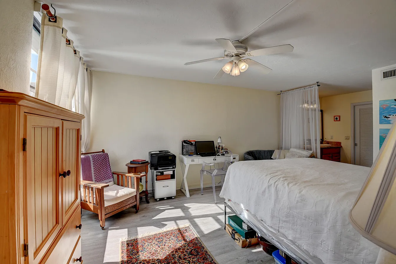 TRIO CONDO UNIT 3060