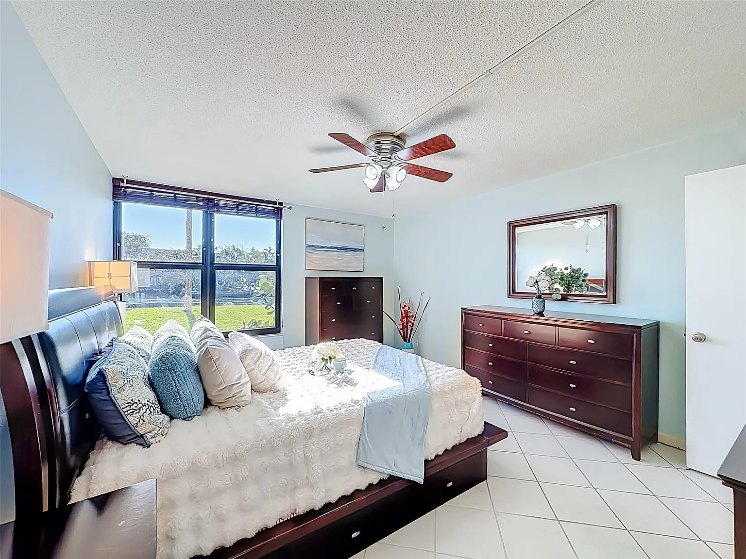 DOUBLE CONDO UNIT 101