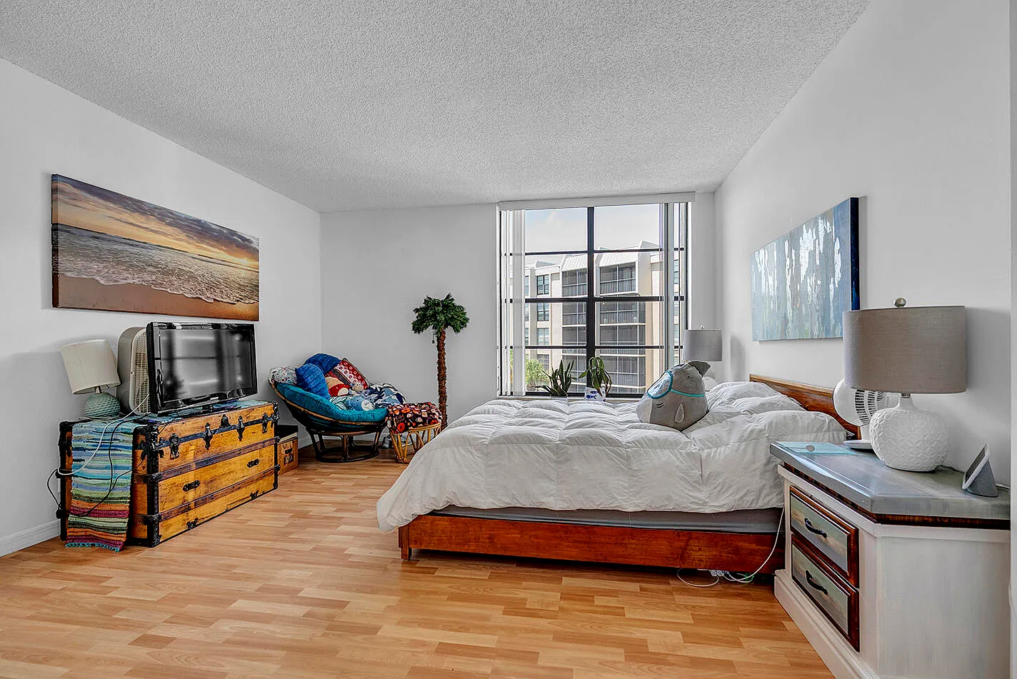 DOUBLE CONDO UNIT 4050