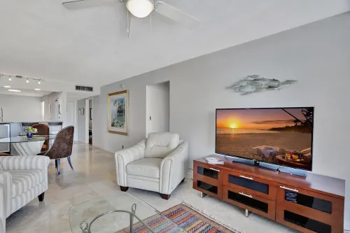 0d3f927ef67424233a12de32c7fd87d0-uncropped_scaled_within_1536_1152