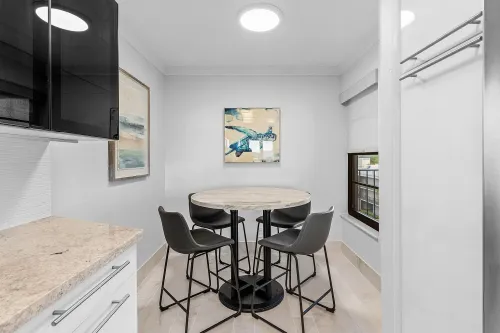 3fe3bbe1c3e5f9a1d612389dbaaf2156-uncropped_scaled_within_1536_1152