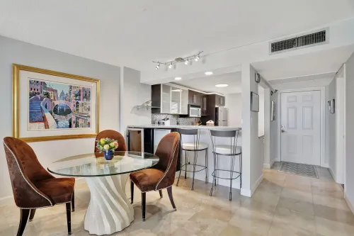 6f698c809d547832775bf74096290326-uncropped_scaled_within_1536_1152