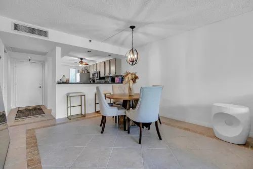 75284206e277bbea6afc30c9872e166c-uncropped_scaled_within_1536_1152