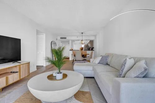 78a11ee645a946d3eb8ece96714b872e-uncropped_scaled_within_1536_1152