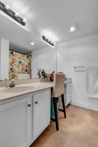 8482c062e123155f4bde8aeb162aead1-uncropped_scaled_within_1536_1152