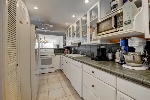 85a43c402d86203b14619cade19a0135-uncropped_scaled_within_1344_1008_1