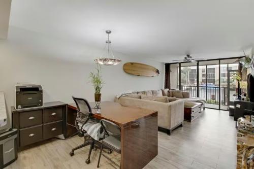 9-royal-palm-way-unit-105-boca-raton-fl-building-photo_5