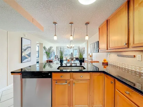 9ce5ba2794b138ecd58f2b314927fba1-uncropped_scaled_within_1536_1152