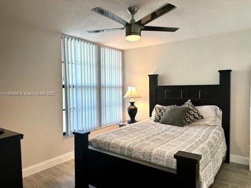 a0c4360393c79b44f29dabcb4f322bf9-uncropped_scaled_within_1536_1152