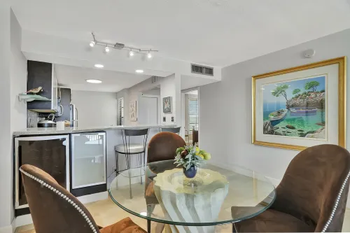 a54f6202787289846cdcde8fb740a79b-uncropped_scaled_within_1536_1152