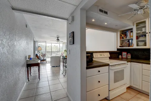 b78bddf4f5c656273b6cc5e5c4379bc7-uncropped_scaled_within_1344_1008