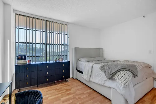 bcedde5deebe4ef57bab840b65e4eb5e-uncropped_scaled_within_1536_1152