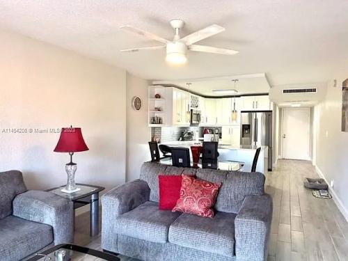 c02212c1eeadbd6612637200e2ed5ae4-uncropped_scaled_within_1536_1152