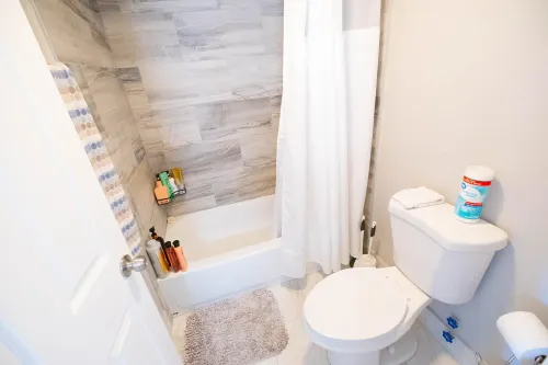 cba1a882b6ae2b48d080a3a86d6b0de2-uncropped_scaled_within_1536_1152