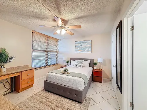 de178f65af2f7fb2209a9d75e875bcc3-uncropped_scaled_within_1536_1152