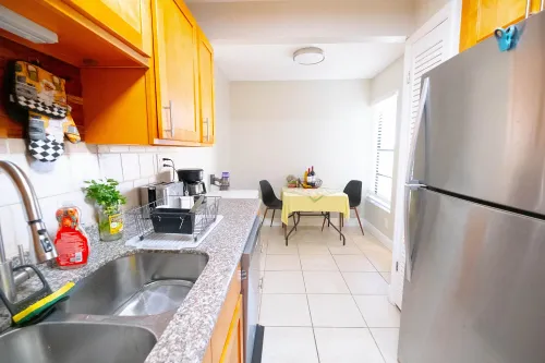 e7399cbd584b4872954a38397216f8ee-uncropped_scaled_within_1536_1152