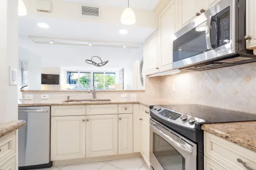 eb5149dab1fc617a4ef9f2a1265cbbed-uncropped_scaled_within_1344_1008