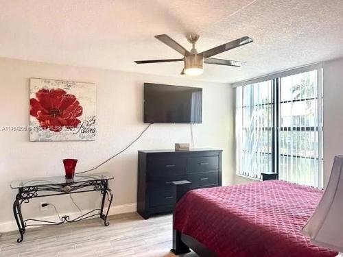 ecb1d72209f1d4158d5ce8bf7f1748d5-uncropped_scaled_within_1536_1152