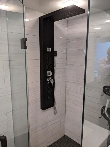 f152aa2f12edbbbabb854ef0c08f404c-uncropped_scaled_within_1536_1152